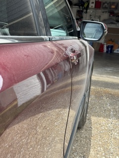 Honda CR-V side panel before detailing